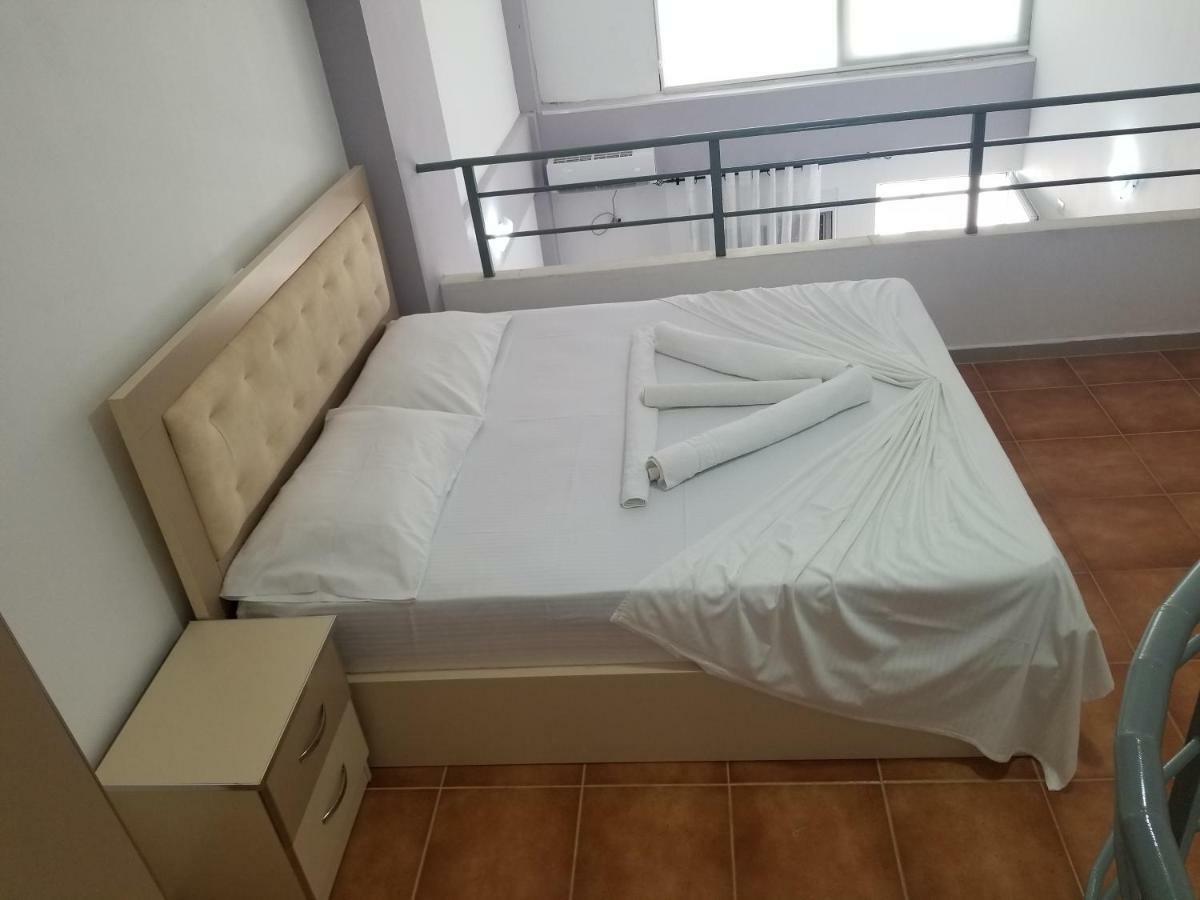 Appartement Sweet Dreams Apartament à Saranda Extérieur photo